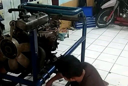 Kursus Mekanik Mobil Jogja | Pengajar Profesional